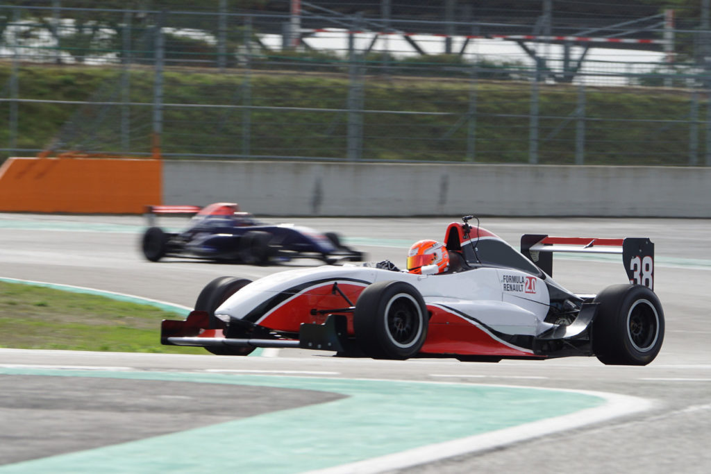 Trackdays Formule Renault avec Mercury Silver sur les circuits de Magny-Cours, Barcelone, Portimao, Mas du Clos...