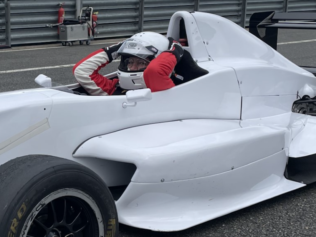 Prenez le volant d'une Formule Renault à Magny-Cours lors d'un stage de pilotage